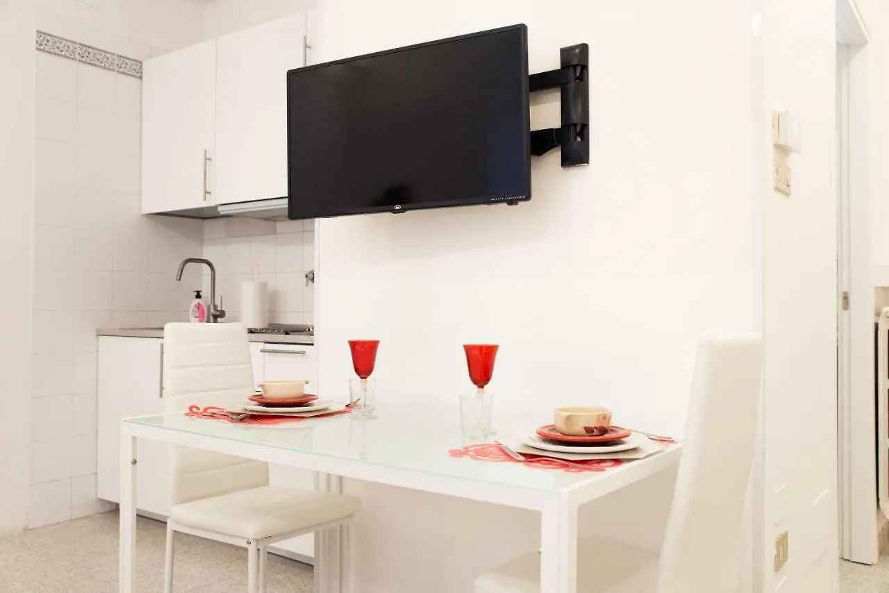 Ferienwohnung Tourist House Bologna - Fringe - Self Check-In Apartment